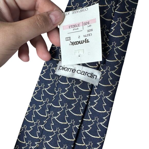 New Pierre Cardin navy blue and gold christmas tree print 100% silk tie - Picture 3 of 3